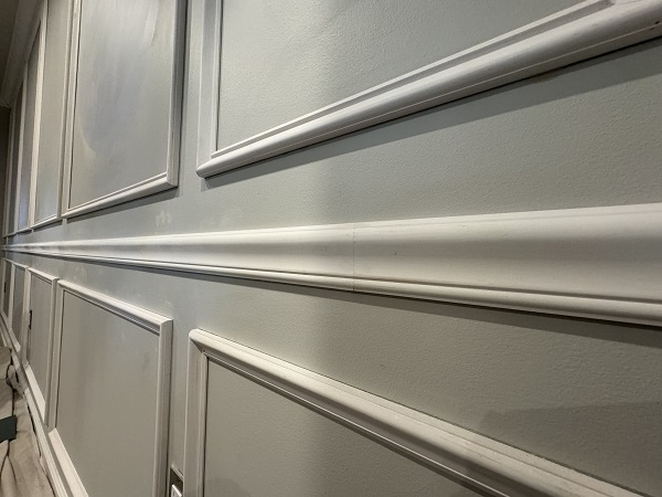 Trim moulding installation detail